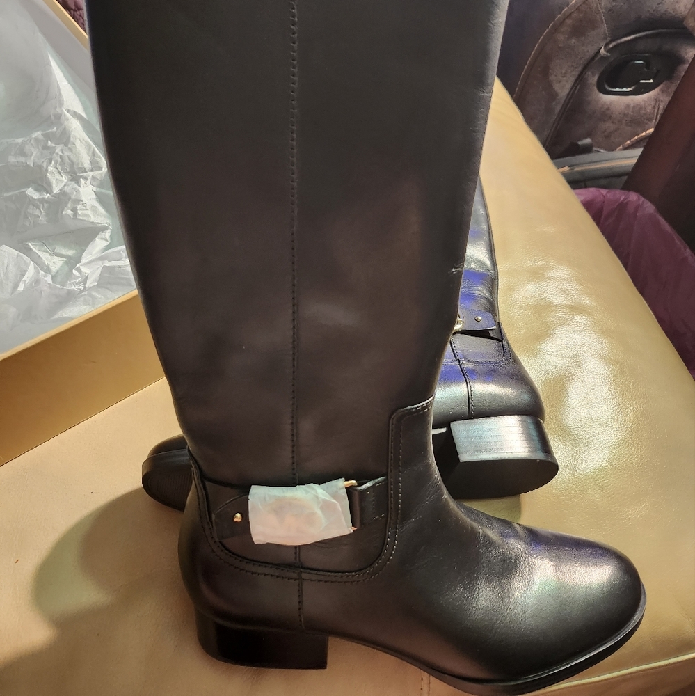 Size 9 Michael Kors Boots
